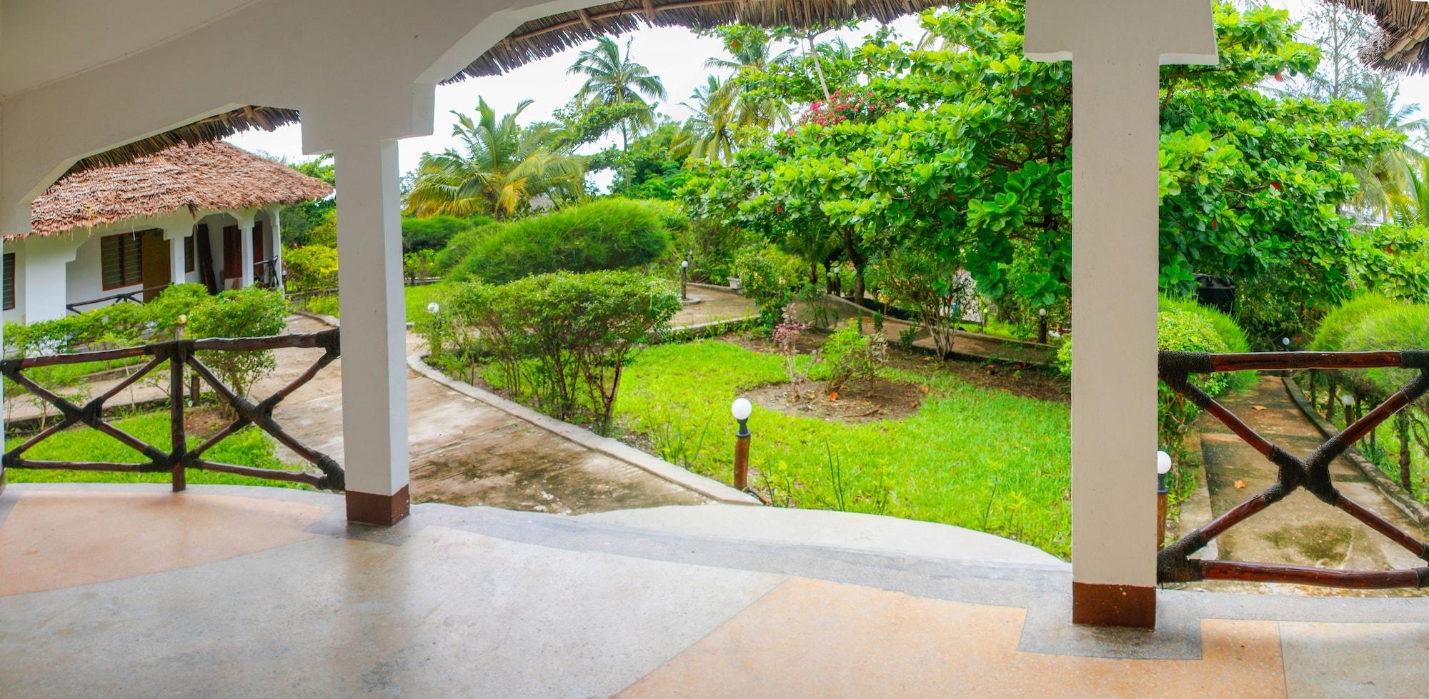 African Sun Sand Sea Beach Resort & Spa Bwejuu Exterior foto