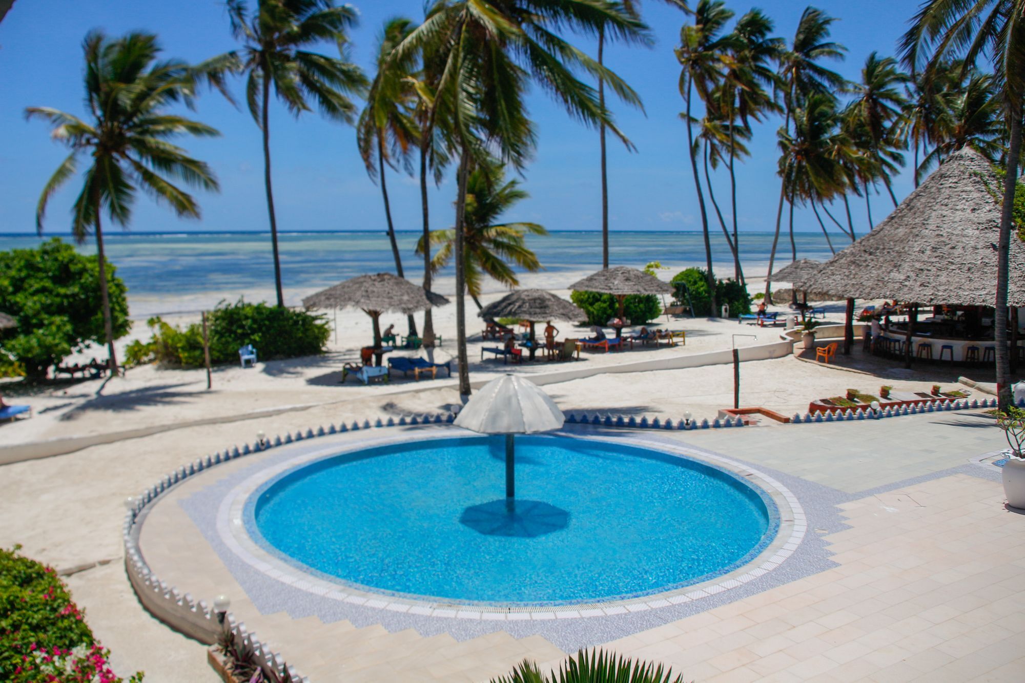 African Sun Sand Sea Beach Resort & Spa Bwejuu Exterior foto